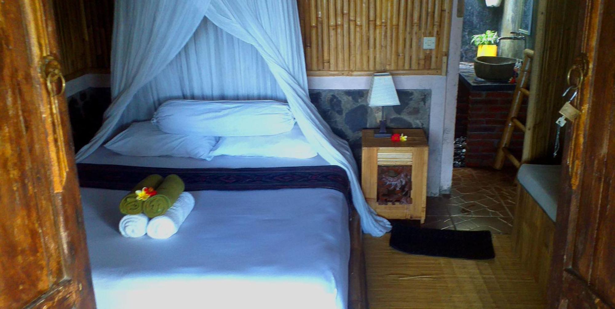 Lafyu Bali Hotel Singaraja Екстериор снимка