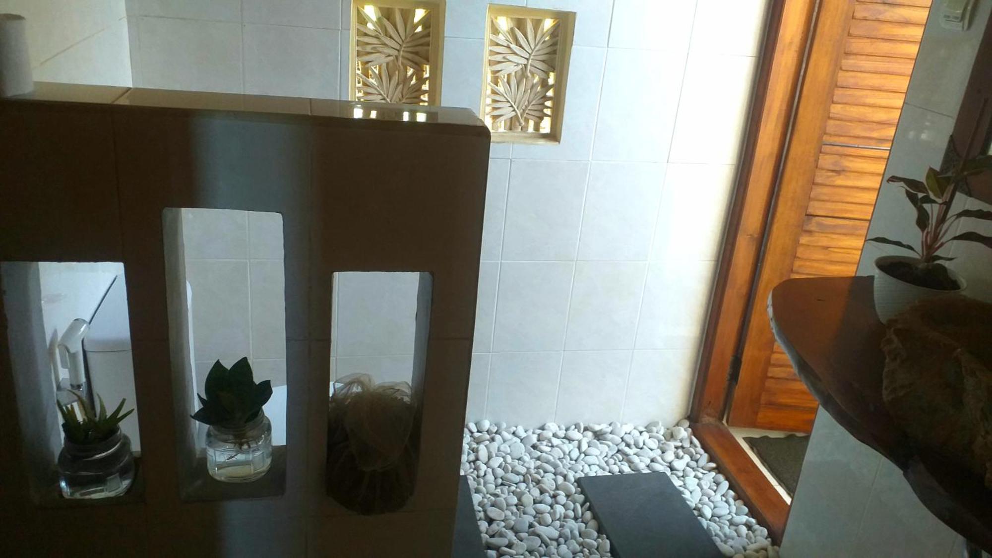 Lafyu Bali Hotel Singaraja Екстериор снимка