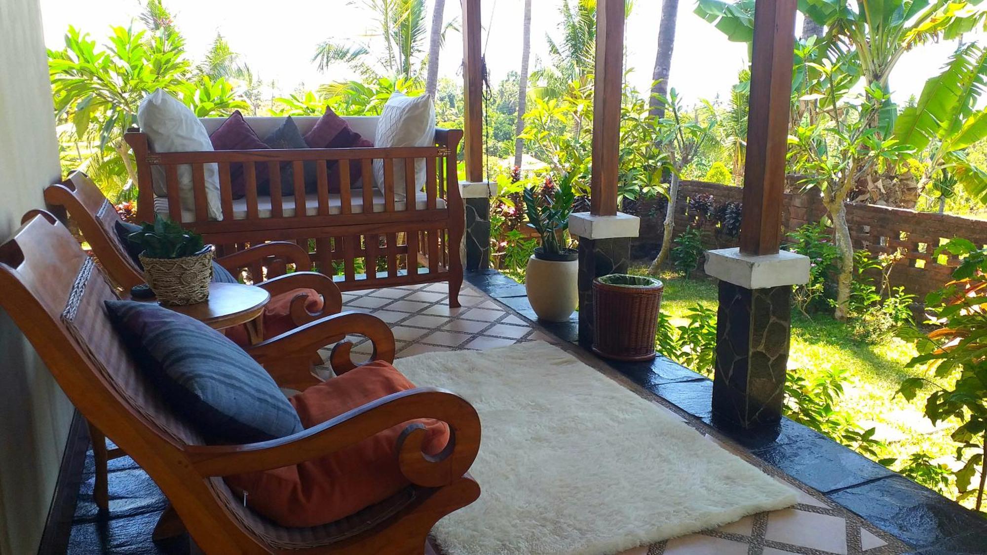 Lafyu Bali Hotel Singaraja Екстериор снимка