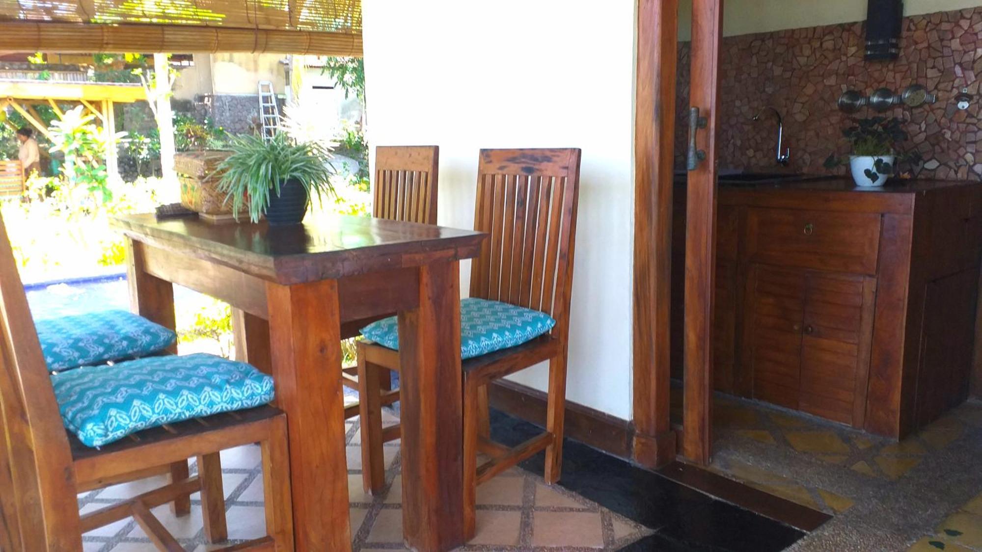 Lafyu Bali Hotel Singaraja Екстериор снимка