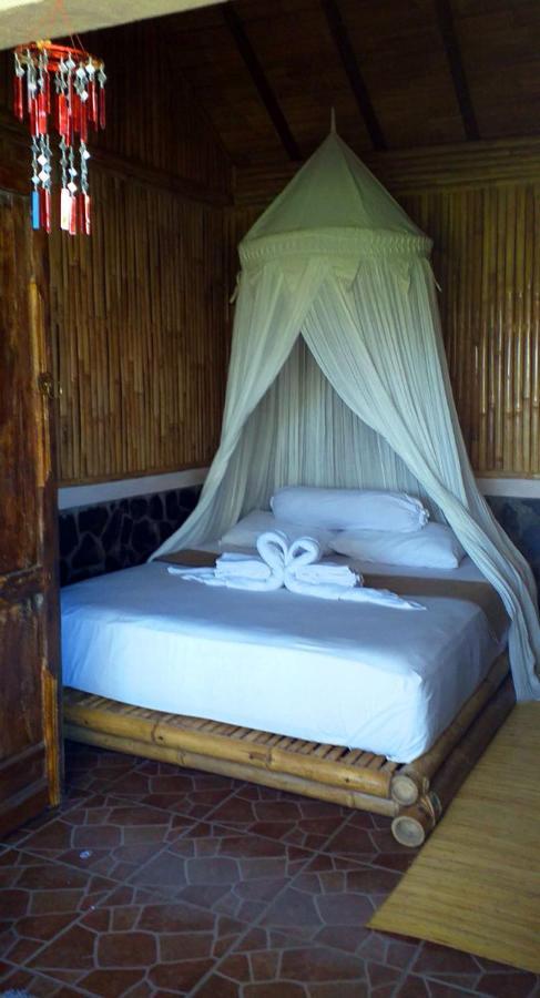 Lafyu Bali Hotel Singaraja Екстериор снимка